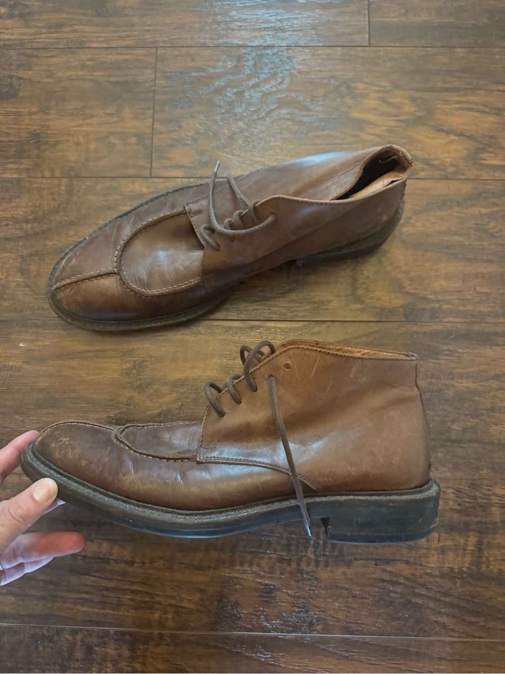 Barneys New York Brown Leather Chukka Boots